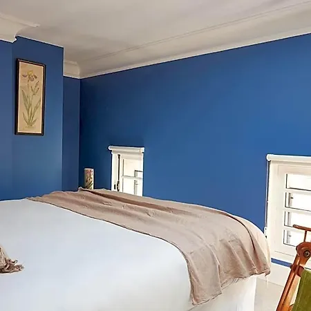 Chateau De Theoule & Hotel 5*