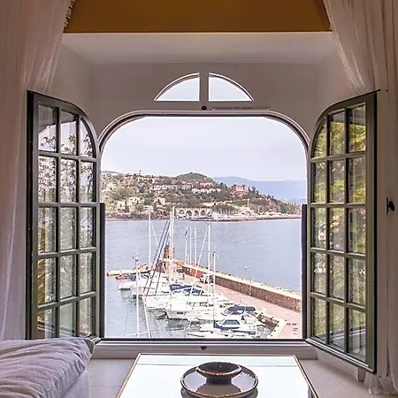 Hotel Chateau De Theoule &