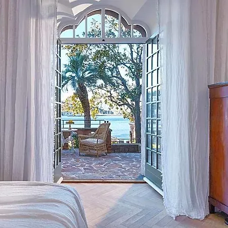 Hotel Chateau De Theoule & Le Trayas