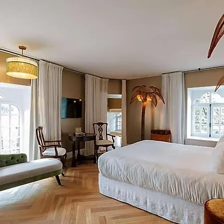 Chateau De Theoule & 5*
